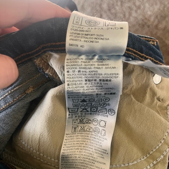 Levi’s 512 Perfectly Slimming - Picture 4 of 4